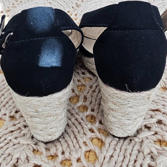 Espadrille Sandles - Picture 2 of 4